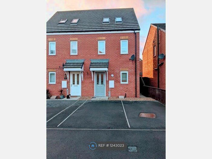 3 Bedroom Semi-Detached House To Rent In Bancroft Drive, Ingleby Barwick, Stockton-On-Tees TS17