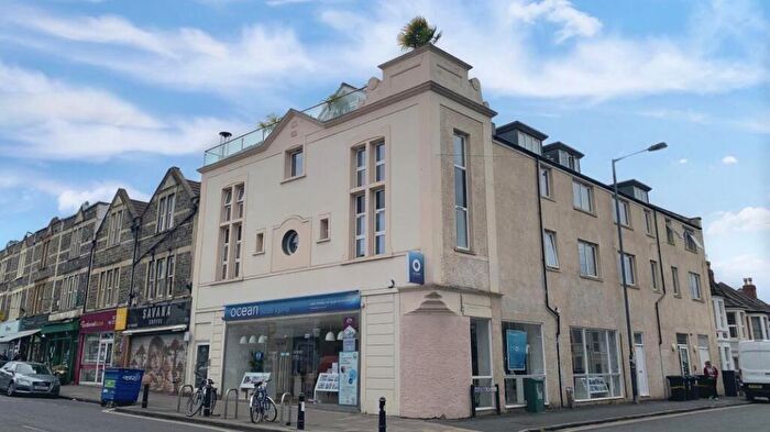 2 Bedroom Flat To Rent In Plaza Apartments - Southville, BS3