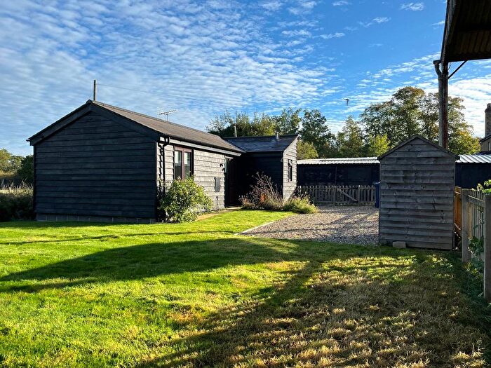 1 Bedroom Bungalow To Rent In Galley Lane, Barnet, EN5
