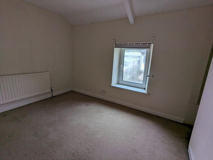 3 Bedroom End Of Terrace House For Sale In School Street, Tonyrefail, Porth, CF39