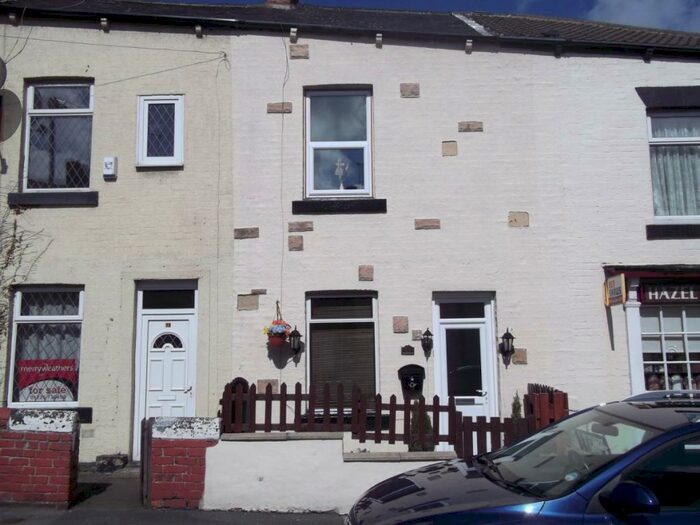 2 Bedroom House To Rent In Commercial Street, Barnsley, S70