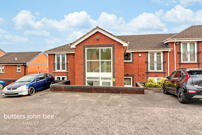 2 Bedroom Flat For Sale In Stone Pillar Court Stoke-On-Trent, ST1