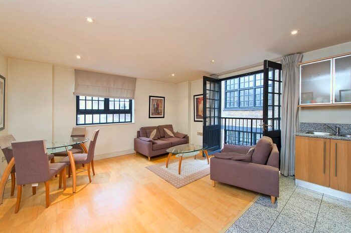1 Bedroom Flat To Rent In Caraway Apartments, Cayenne Court, Curlew Street, London, SE1