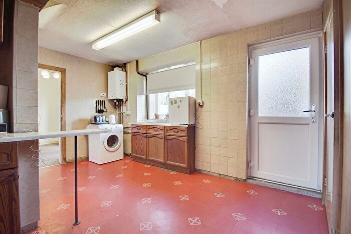 3 Bedroom Terraced House For Sale In Knella Road, Welwyn Garden City, AL7