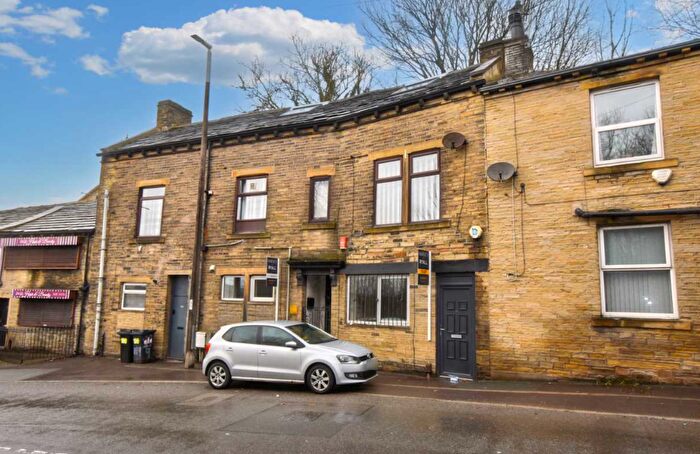 1 Bedroom Terraced House To Rent In Keighley Road, Halifax, West Yorkshire, HX2