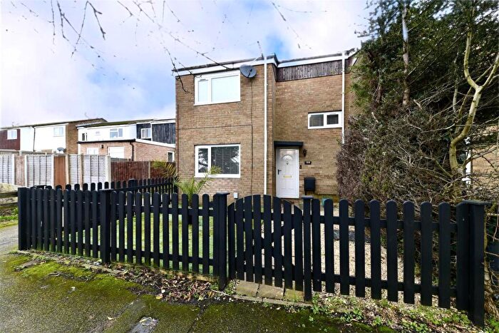 2 Bedroom End Of Terrace House For Sale In York Road, Stevenage, SG1