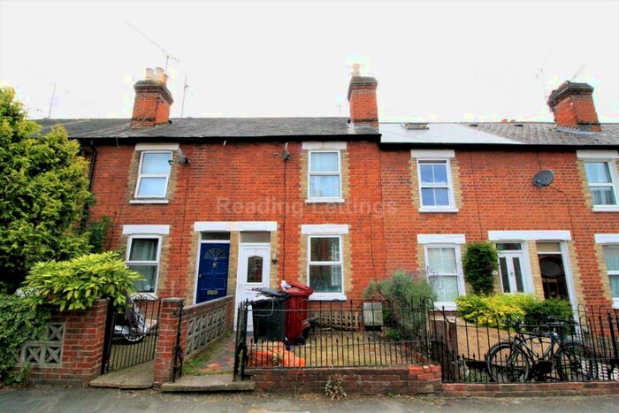 3 Bedroom Terraced House To Rent In Cardigan Road, Reading, RG1