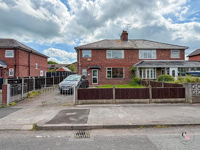 3 Bedroom Semi-Detached House For Sale In West Avenue, Rudheath, Northwich, CW9
