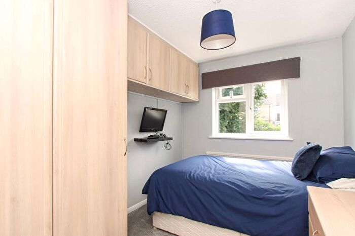 4 Bedroom Detached House For Sale In Thorntree Drive, Tring, HP23