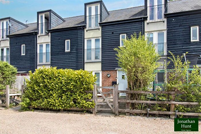 3 Bedroom Town House For Sale In Baldock Road, Buntingford, SG9