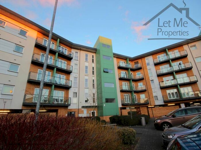 1 Bedroom Flat To Rent In Parkhouse Court, Hatfield, Hertfordshire, AL10