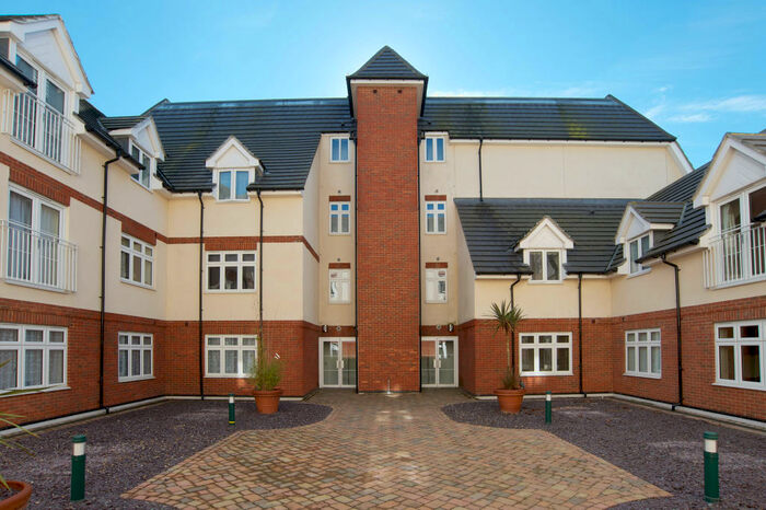 2 Bedroom Flat To Rent In St Mildreds Road, Ramsgate, CT11