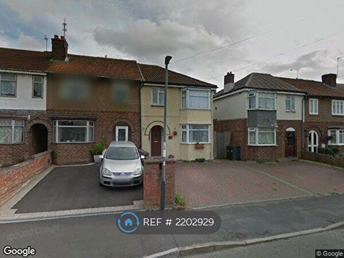 3 Bedroom Semi-Detached House To Rent In Westlea Road, Leamington Spa, CV31