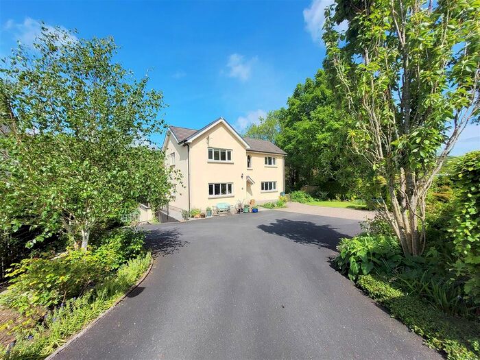 4 Bedroom Detached House For Sale In Ger Y Duad, Cynwyl Elfed, Carmarthen, SA33