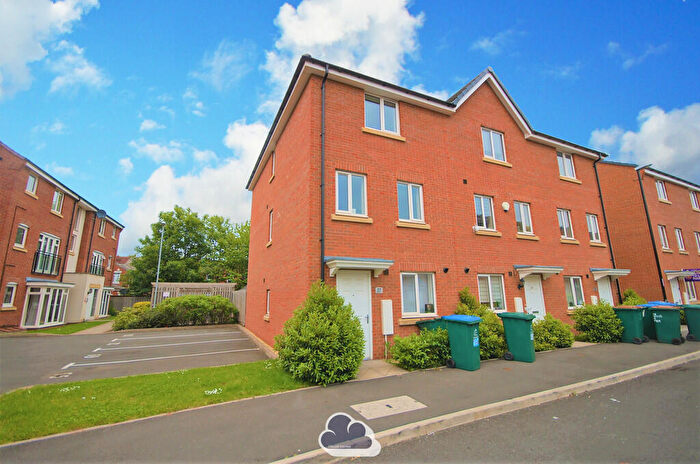 4 Bedroom End Of Terrace House For Sale In Signals Drive, Coventry, CV3