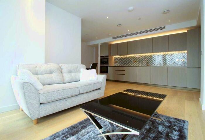 1 Bedroom Flat To Rent In City Road, Clerkenwell, EC1V