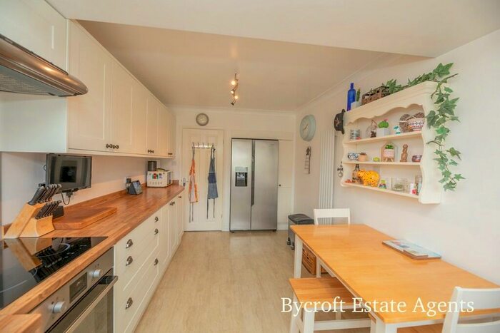 3 Bedroom Semi-Detached House For Sale In George Beck Road, Winterton-on-sea, NR29