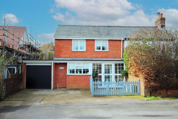 2 Bedroom Semi-Detached House To Rent In Lower Buckland Road, Lymington, SO41