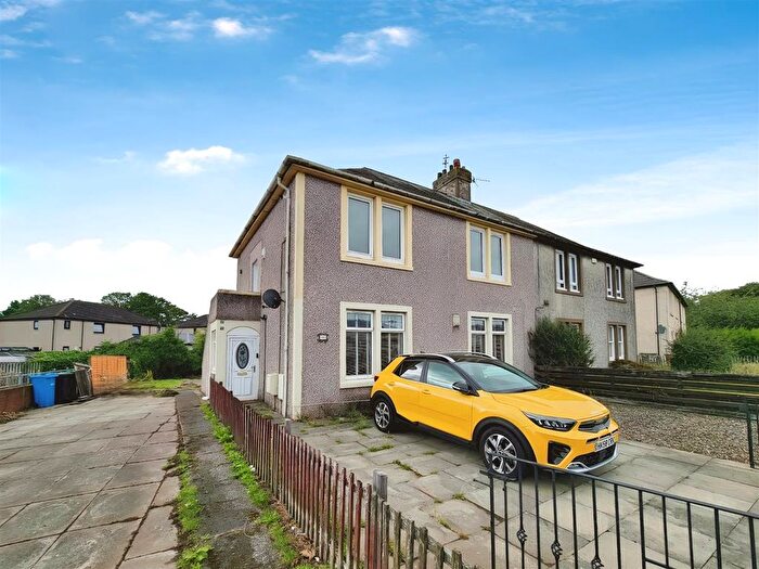 2 Bedroom Flat To Rent In Barrie Street, Methil, Leven, KY8