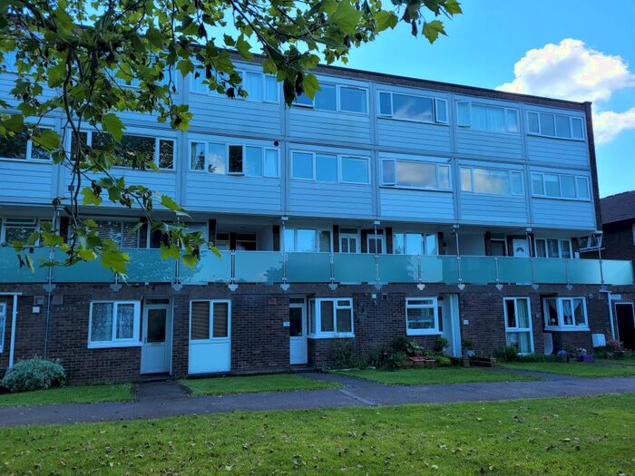 2 Bedroom Apartment To Rent In Crib Street, Ware, SG12