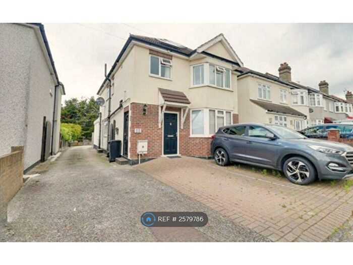 1 Bedroom Maisonette To Rent In Seymer Road, Romford, RM1