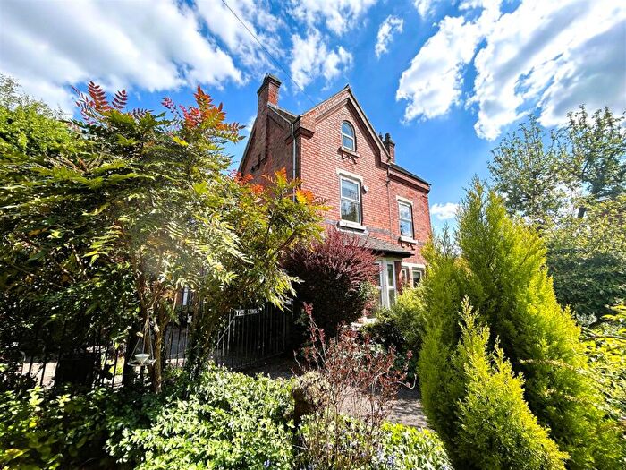 4 Bedroom Detached House For Sale In Alfreton Road, Little Eaton, Derby, DE21