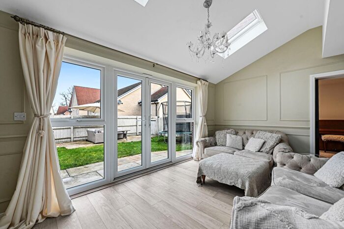 3 Bedroom Terraced House For Sale In Little Dumplings, Broomfield, CM1