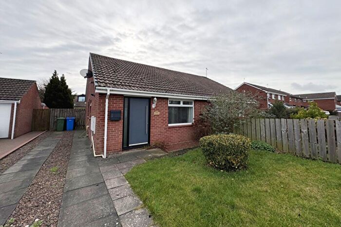 2 Bedroom Semi-Detached Bungalow For Sale In Dunkeld Close, South Beach, Blyth, NE24