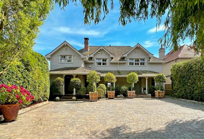 4 Bedroom Detached House For Sale In Willow, Itchenor, Chichester, PO20