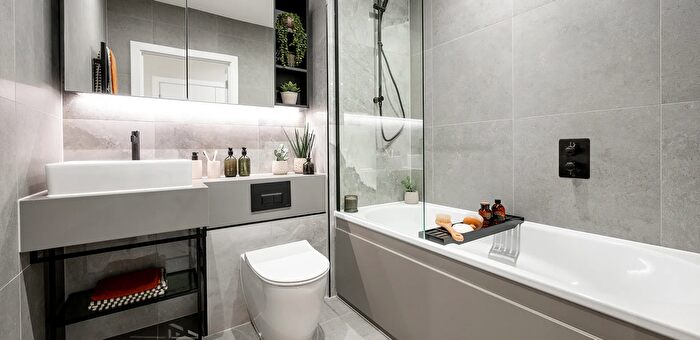 2 Bedroom Flat For Sale In Goodchild Road, London, N4
