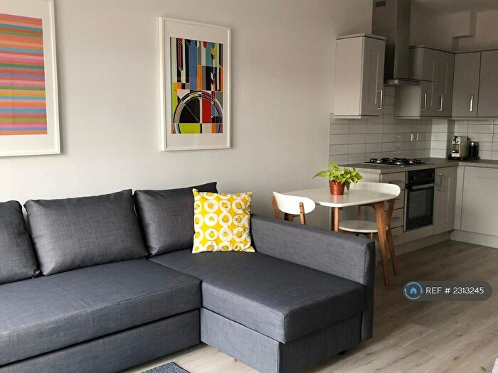 2 Bedroom Flat To Rent In Brix, Sheffield, S2