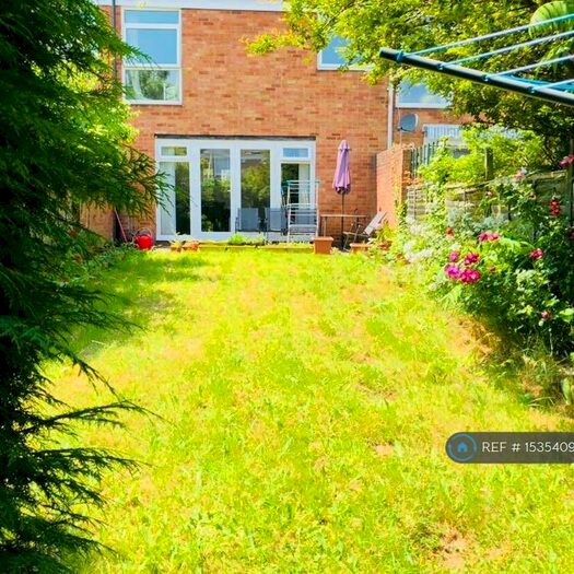 3 Bedroom Terraced House To Rent In Speldhurst Close, Bromley, BR2