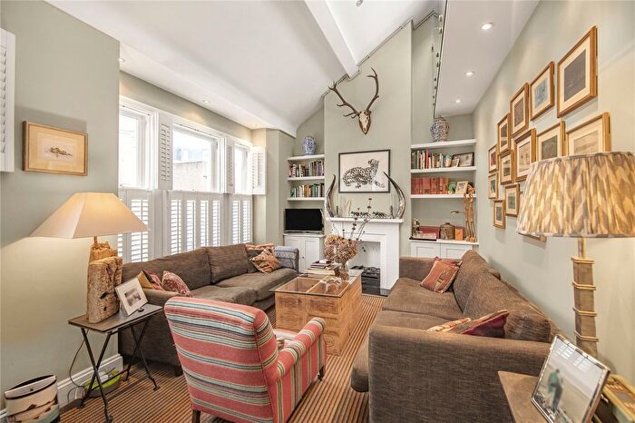 3 Bedroom Flat For Sale In Townmead Road, Fulham, London, SW6