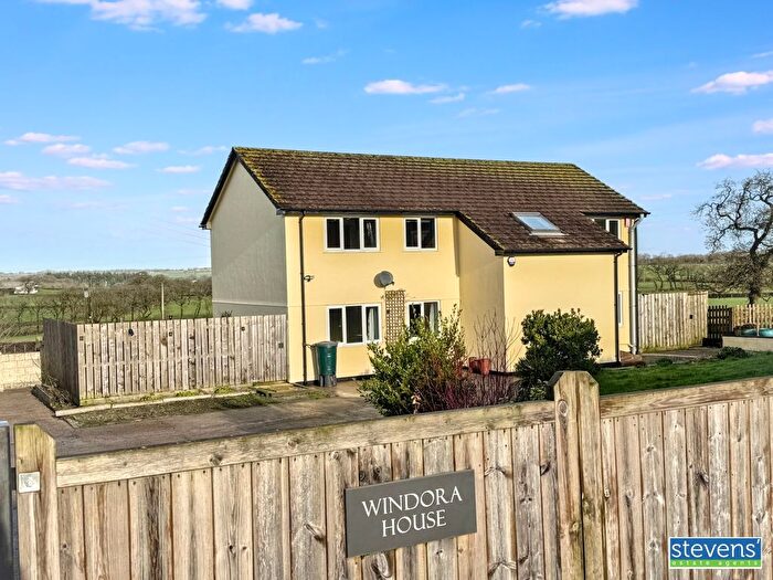 5 Bedroom Detached House For Sale In Highampton, Beaworthy, Devon, EX21