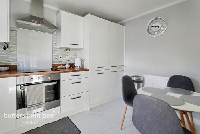 3 Bedroom Terraced House For Sale In Henry Dunn Avenue, Stoke-On-Trent, ST1