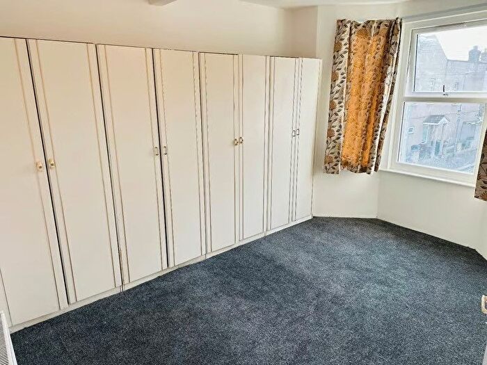 4 Bedroom Terraced House To Rent In St. Awdrys Road, Barking, Essex, IG11