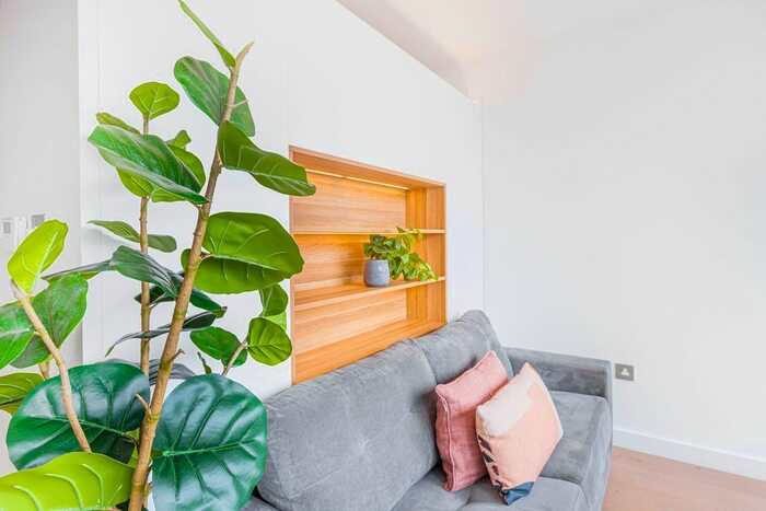 1 Bedroom Flat To Rent In Highgate Hill, London, N19