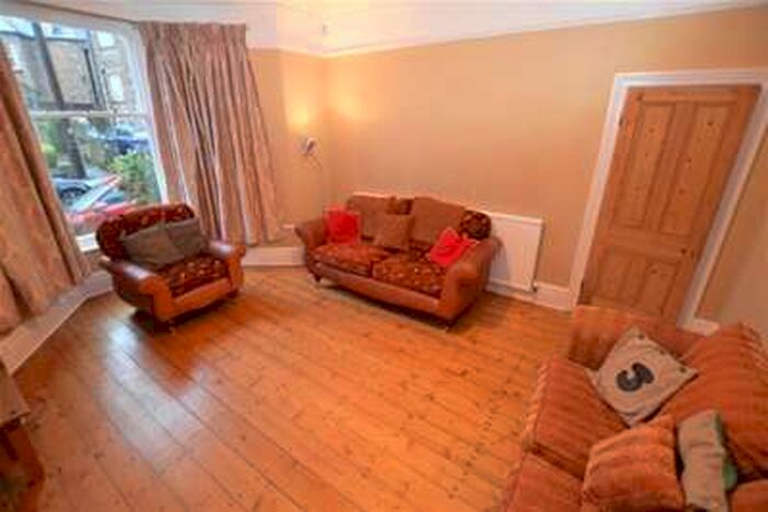 4 Bedroom House To Rent In Albany Road, Nether Edge, S7