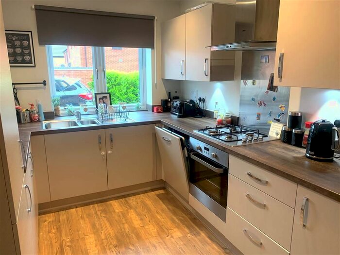 3 Bedroom Property To Rent In Garner Road, Giltbrook, Nottingham, NG16