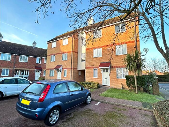 2 Bedroom Flat To Rent In Marina Point, West Road, Clacton-On-Sea, CO15