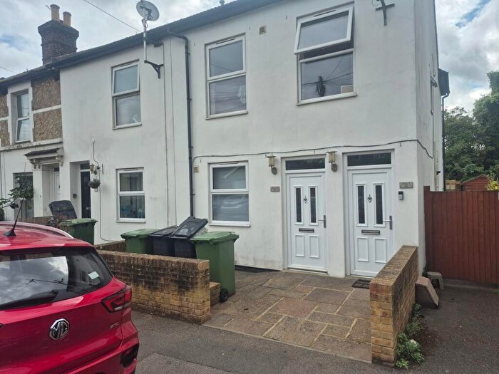 1 Bedroom Flat To Rent In Grecian Street, Maidstone, Kent, ME14