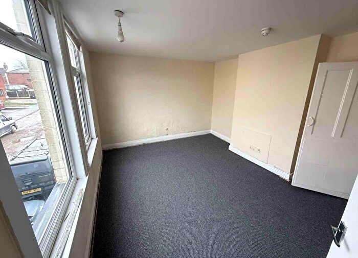 1 Bedroom Flat To Rent In Dalestorth Street, NG17