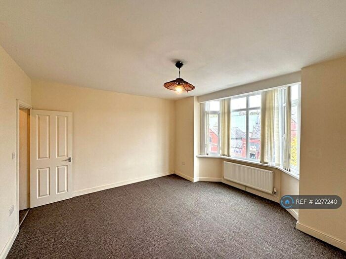 1 Bedroom Flat To Rent In Firth Park Road, Sheffield, S5