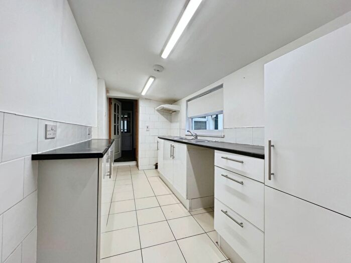 4 Bedroom End Of Terrace House To Rent In Darby Place, Folkestone, CT20