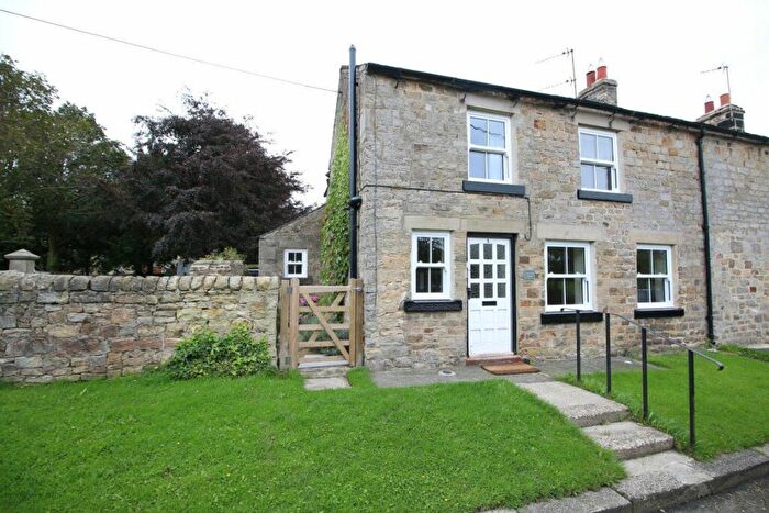 2 Bedroom House To Rent In East Farm Cottages, Cleatlam Darlington, DL2