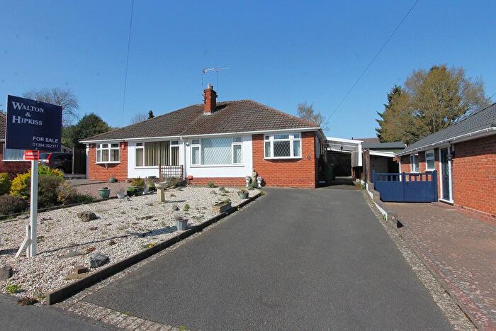 2 Bedroom Semi-Detached Bungalow For Sale In Meriden Close, Wollaston, Stourbridge, DY8