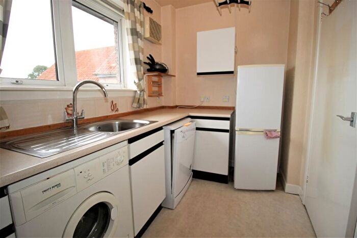 1 Bedroom Flat To Rent In Pipeland Road, St. Andrews, KY16
