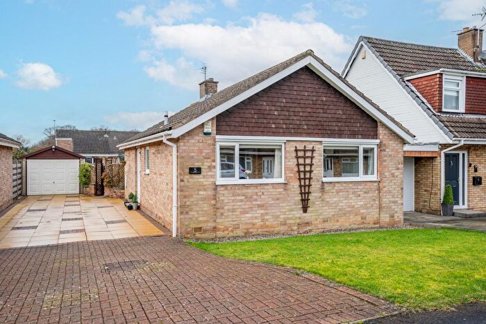 2 Bedroom Bungalow For Sale In Carrfield, Woodthorpe, York, YO24