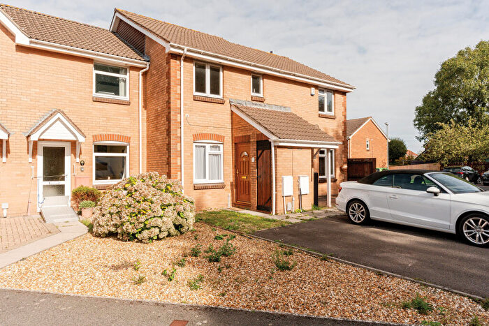 1 Bedroom Flat For Sale In Lindsey Close, Portishead, BS20
