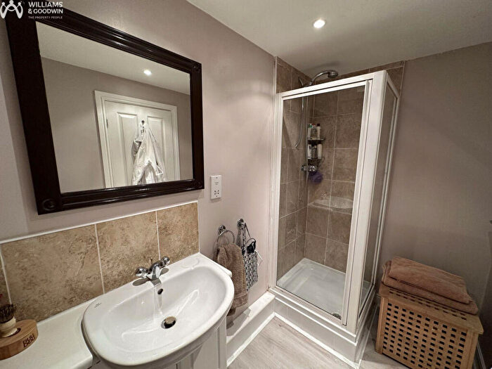 3 Bedroom Terraced House For Sale In Hen Gei Llechi, Y Felinheli, LL56